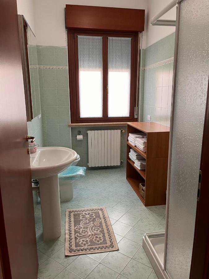 Sebino 11 Apartment Peschiera del Garda Luaran gambar