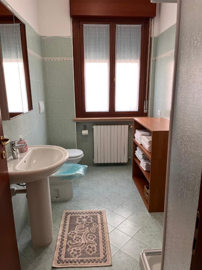 Sebino 11 Apartment Peschiera del Garda Luaran gambar